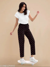 Comfortable women's cotton pyjama set, birds print nightwear for lounging in 3 pieces